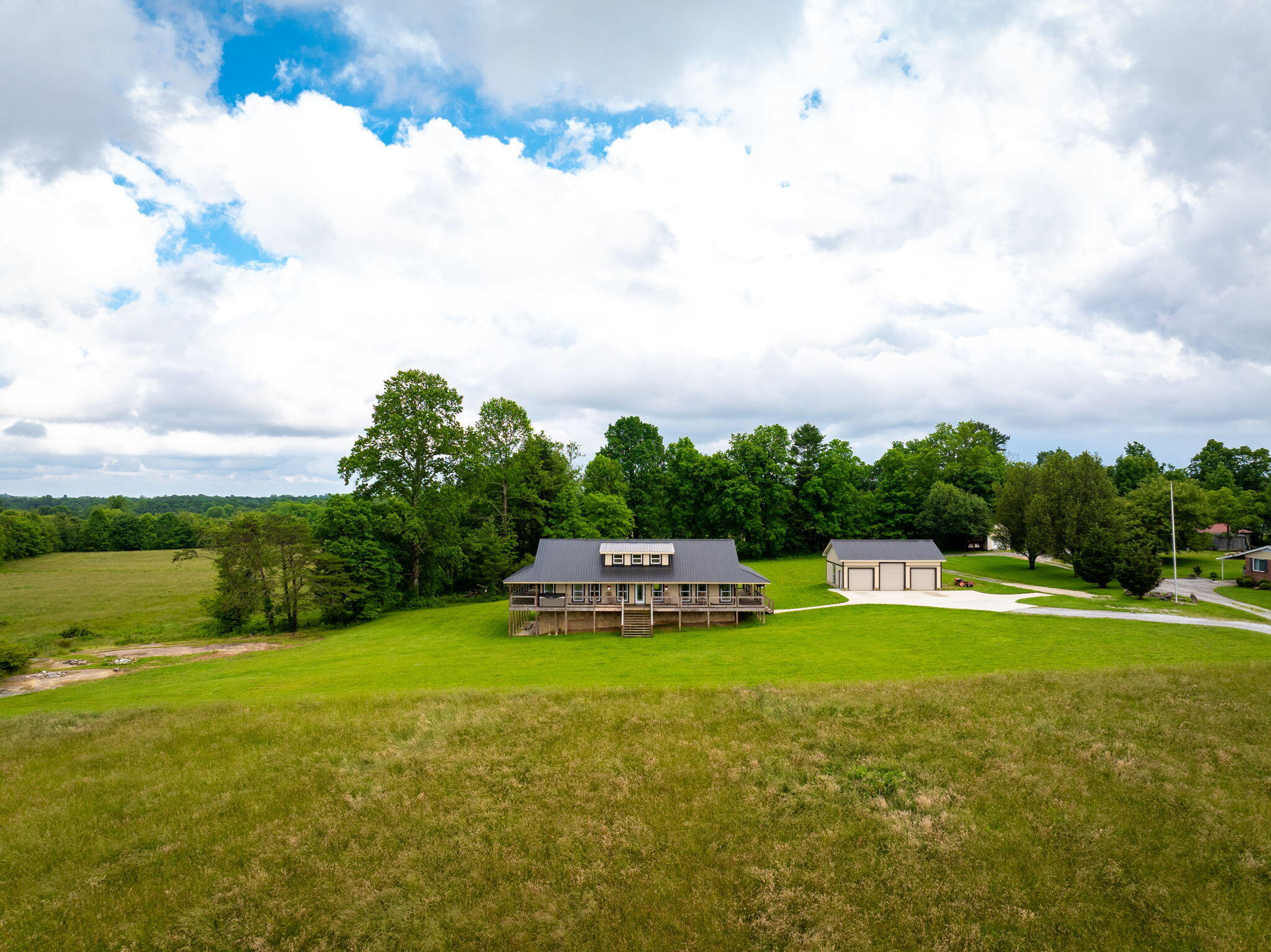 265 Peace View Lane Dayton, TN 37321 - Photo 4 of 56 4-web-or-mls-DJI_20250528145959_0442_D-1