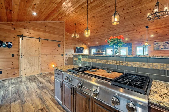 $619,000 | 265 Peace View Lane, Dayton, TN 37321