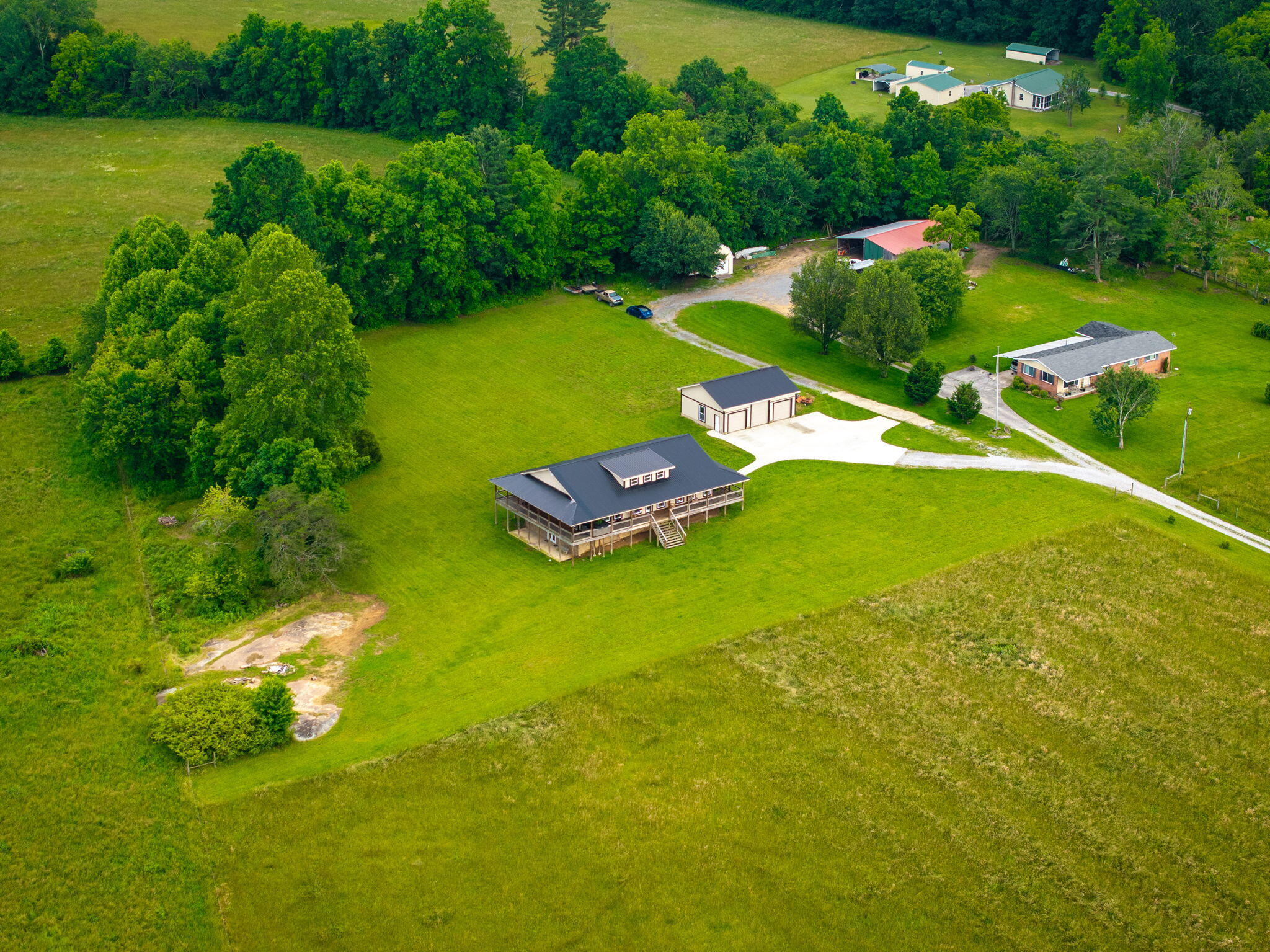 265 Peace View Lane Dayton, TN 37321 - Photo 10 of 56 10-web-or-mls-DJI_20250528150133_0446_D-