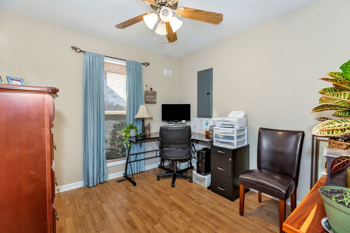 22055 Austin Whitt Road Ardmore, TN 38449 - Photo 4 of 23 Gallery Image 4