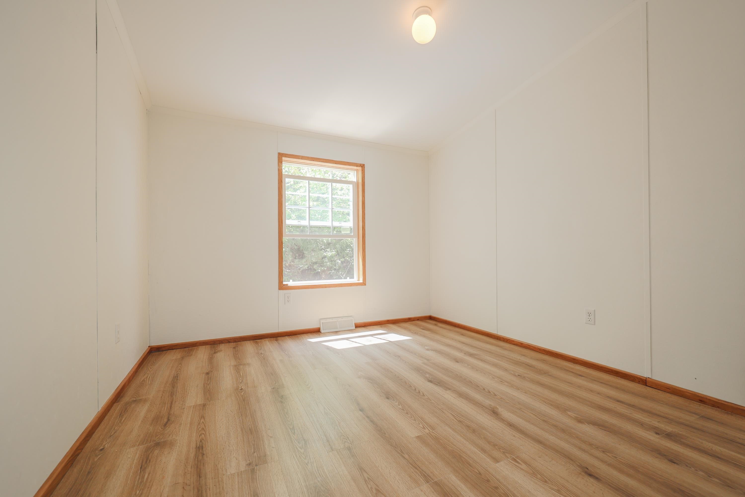430 Beard Road Hillsborough, NH 03244 - Photo 21 of 34