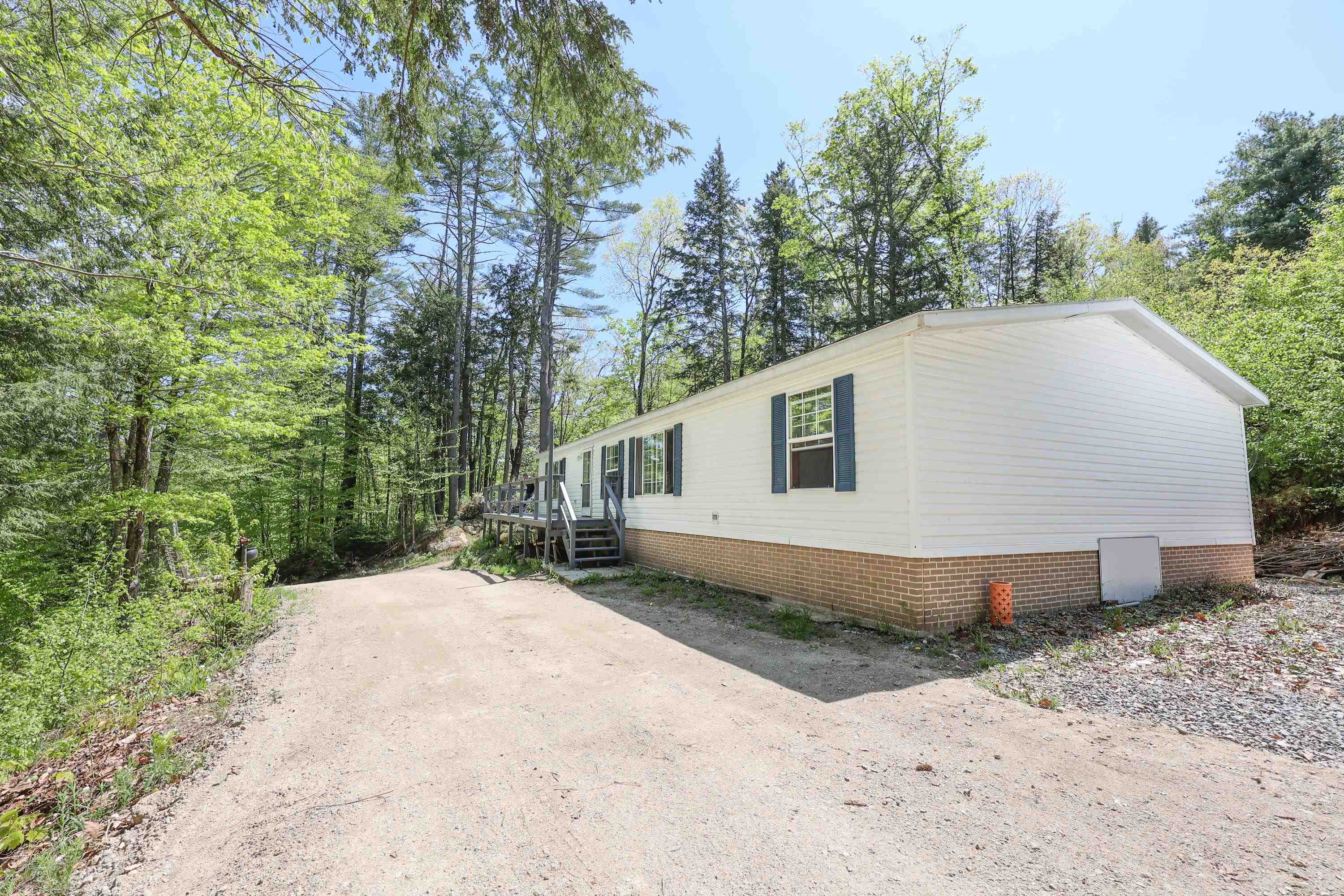 430 Beard Road Hillsborough, NH 03244 - Photo 25 of 34