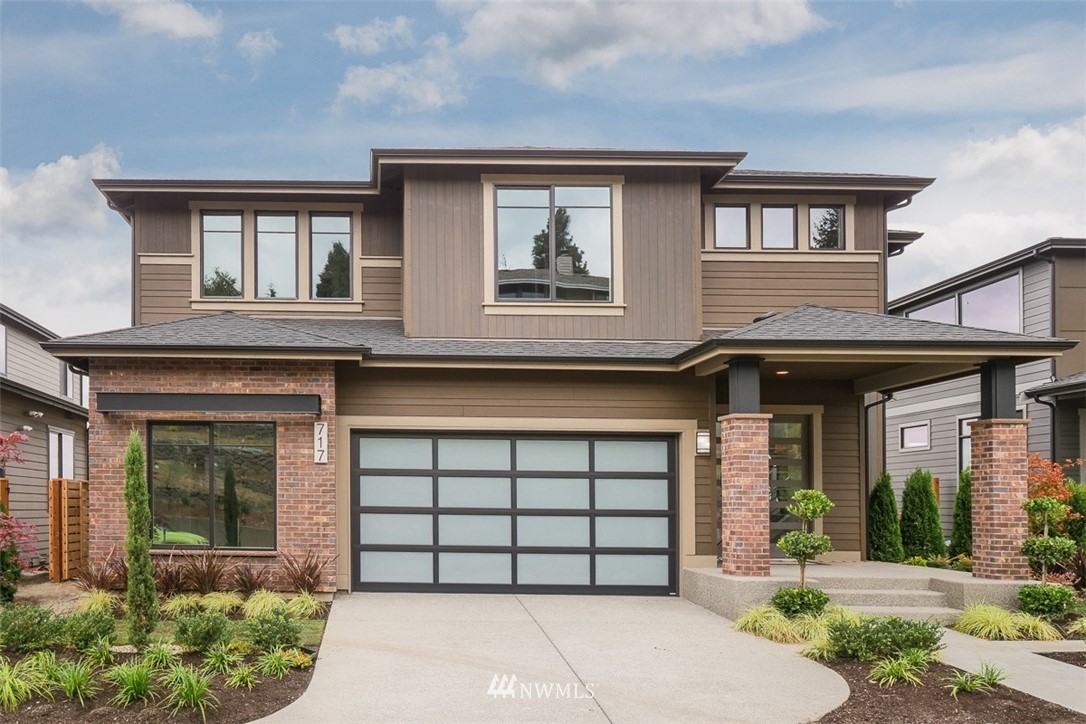 717 Cedar Avenue South Renton, WA 98057 - Photo 1 of 17 Gallery Image 1