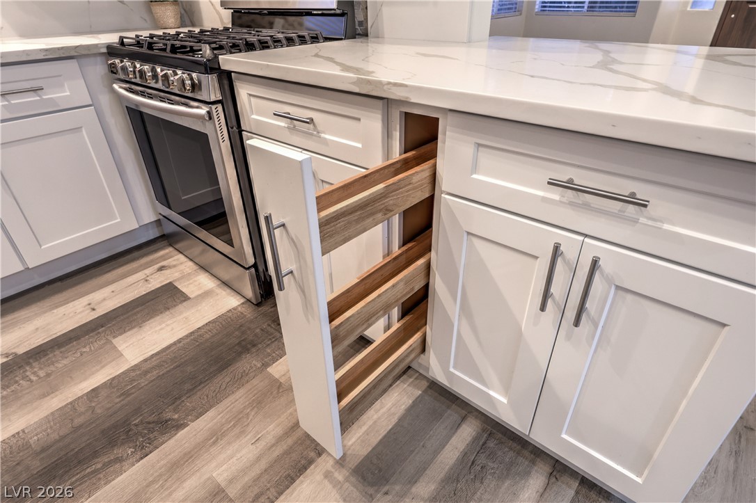 8233 West Rochelle Avenue Las Vegas, NV 89147 - Photo 2 of 49