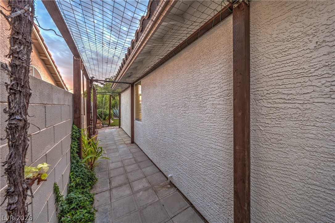 8233 West Rochelle Avenue Las Vegas, NV 89147 - Photo 40 of 49