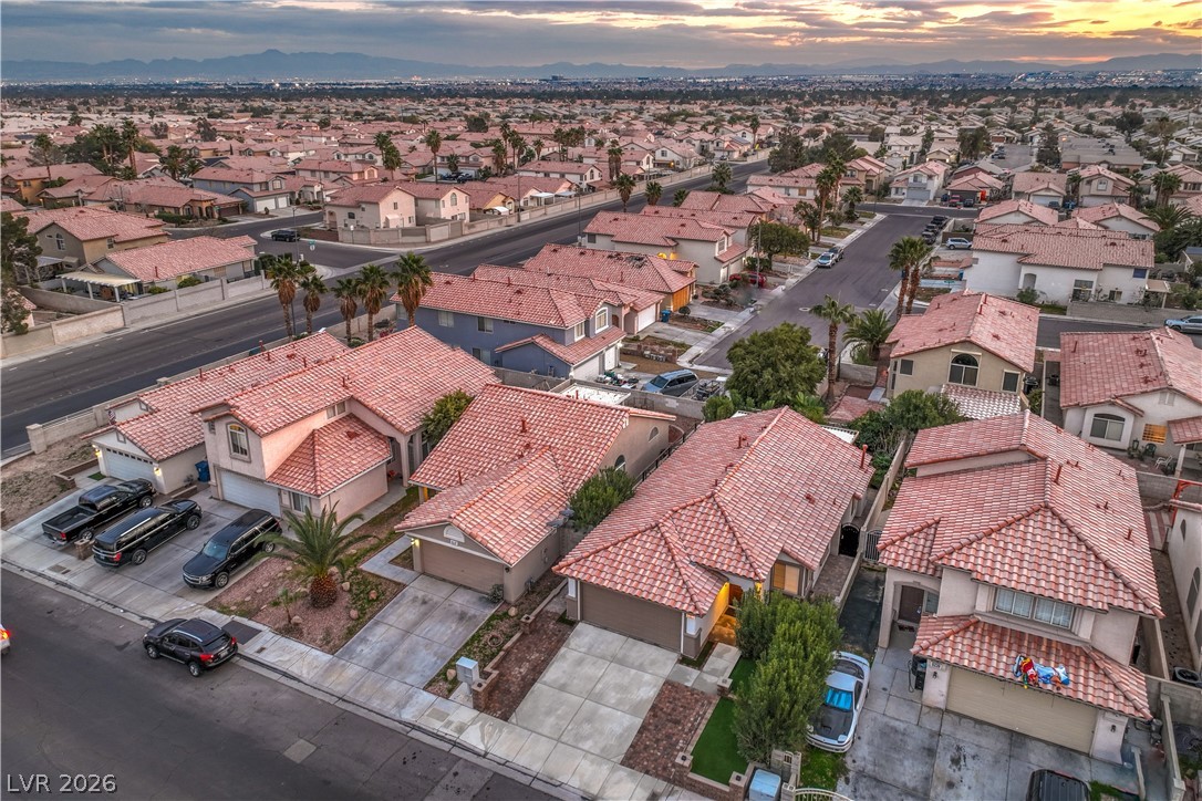 8233 West Rochelle Avenue Las Vegas, NV 89147 - Photo 43 of 49