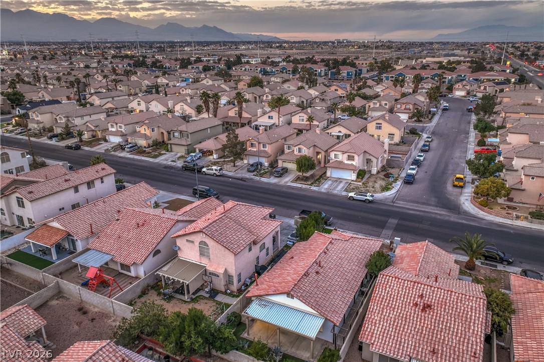 8233 West Rochelle Avenue Las Vegas, NV 89147 - Photo 46 of 49