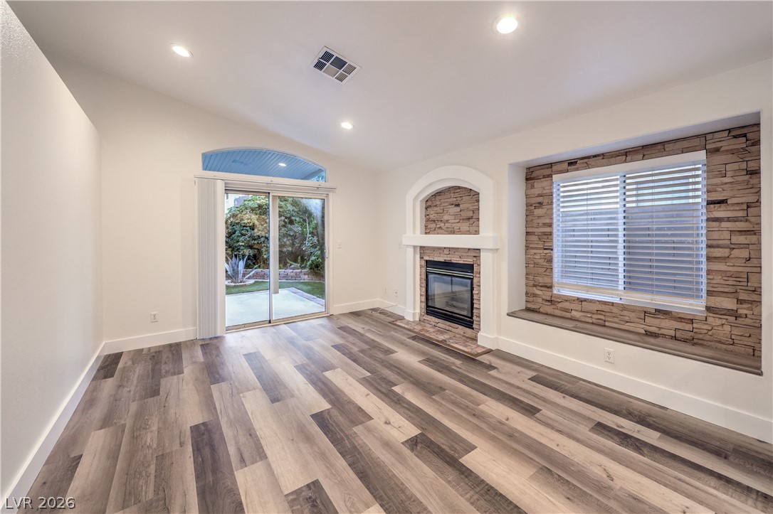 8233 West Rochelle Avenue Las Vegas, NV 89147 - Photo 10 of 49