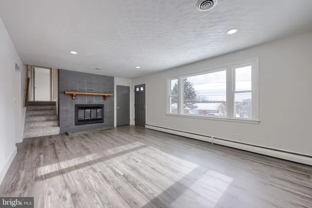 $339,900 | 29 Merrin Road, York, PA 17402