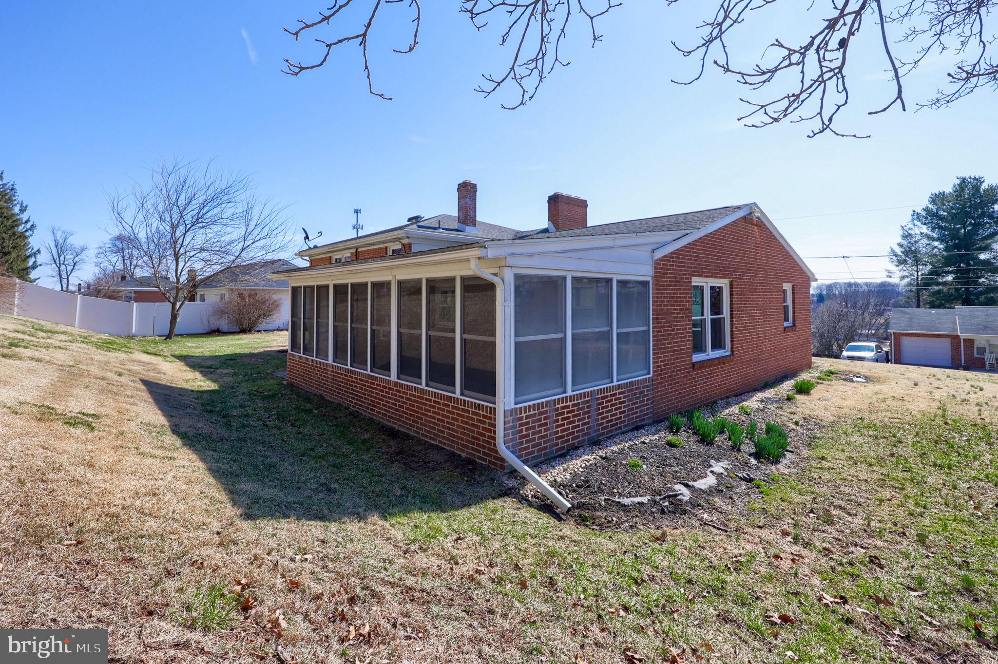 29 Merrin Road York, PA 17402 - Photo 35 of 42