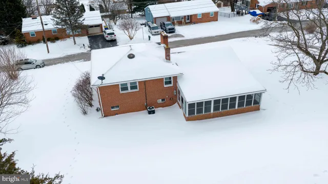 $339,900 | 29 Merrin Road, York, PA 17402