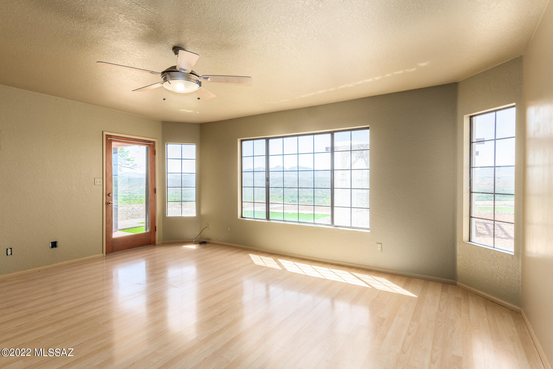 326 Valley View Drive Rio Rico, AZ 85648 - Photo 18 of 43