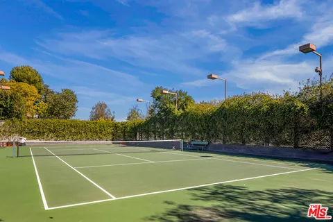a view of a tennis court