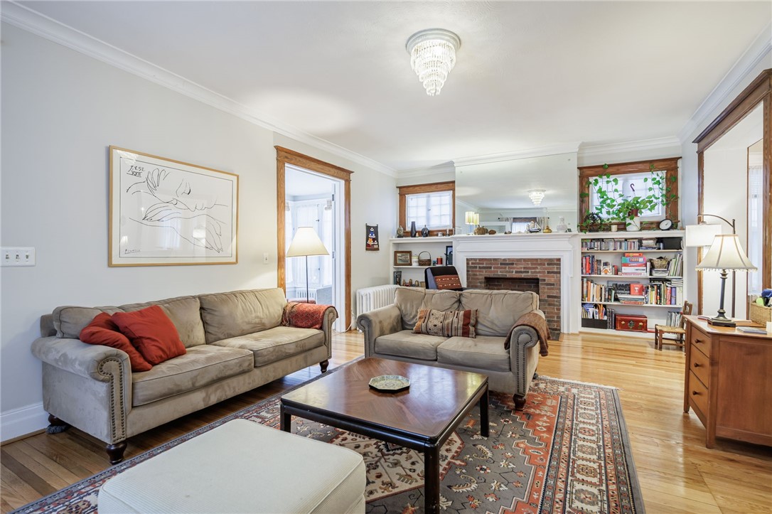 1035 Park Avenue Rochester, NY 14610 - Photo 3 of 33