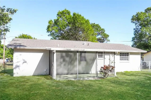 a view of outdoor space yard and front view of a house
