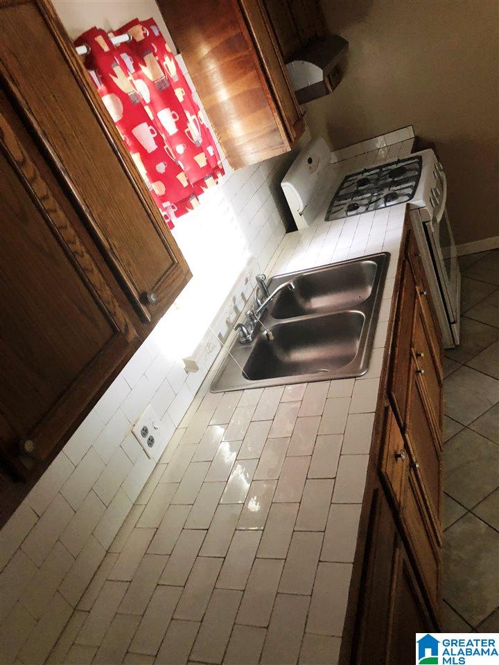 321 Cole Street Birmingham, AL 35210 - Photo 9 of 18