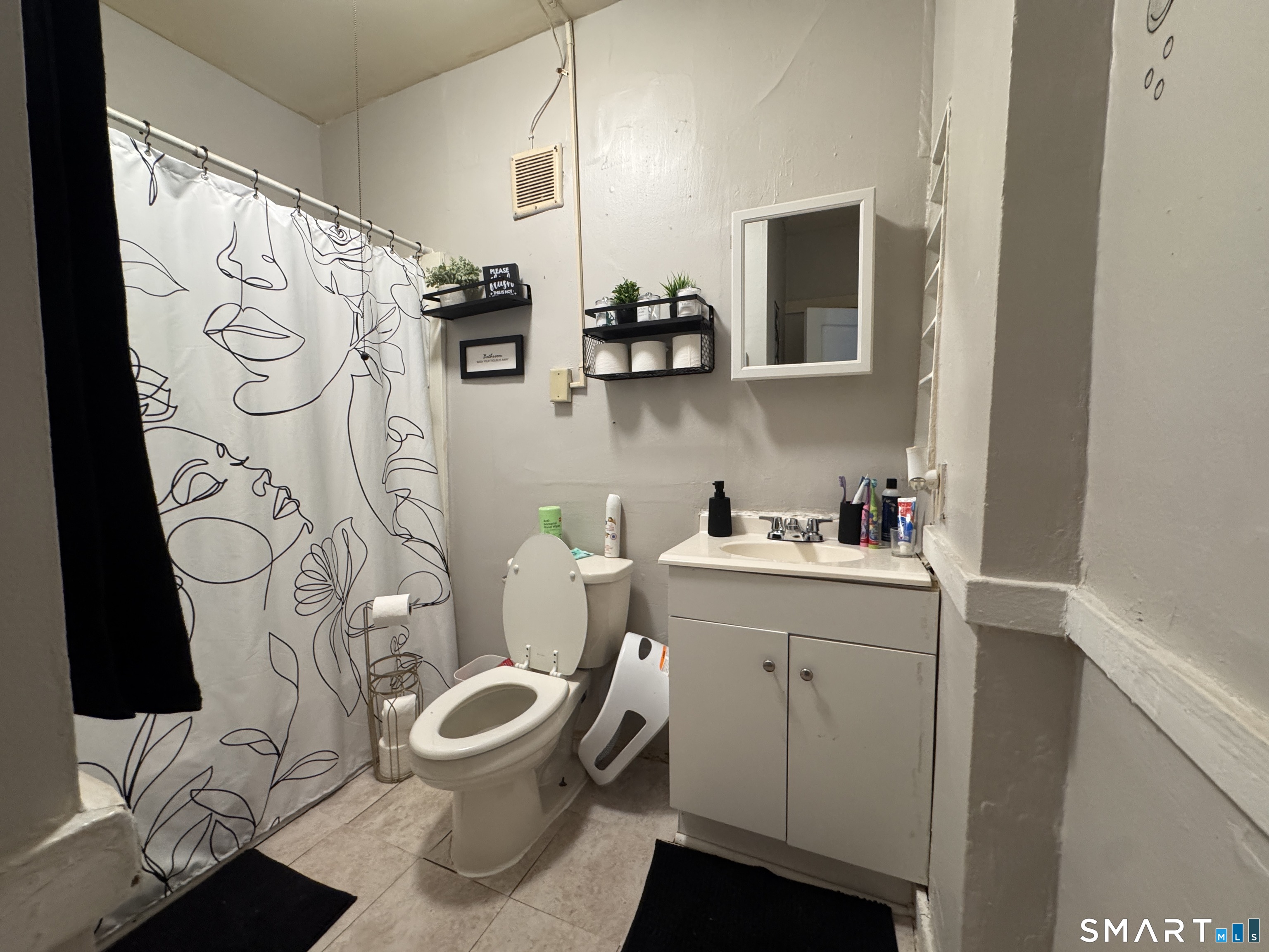 111 Draher Street Waterbury, CT 06708 - Photo 14 of 24