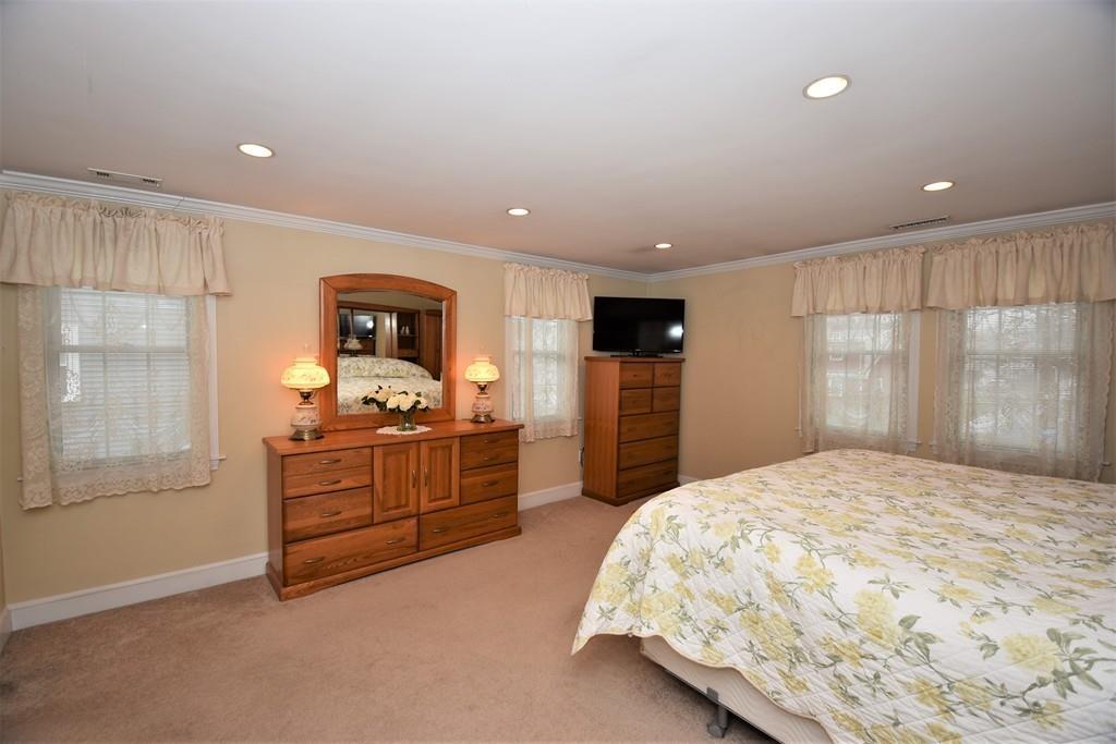 91 Stone Road Waltham, MA 02453 - Photo 12 of 23 Gallery Image 12