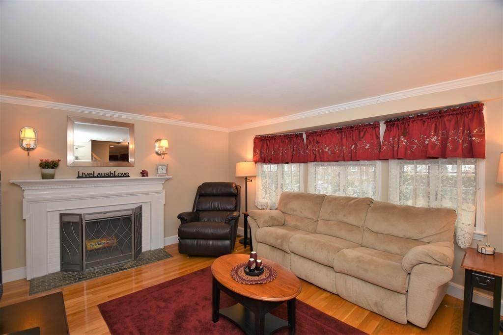 91 Stone Road Waltham, MA 02453 - Photo 8 of 23 Gallery Image 8