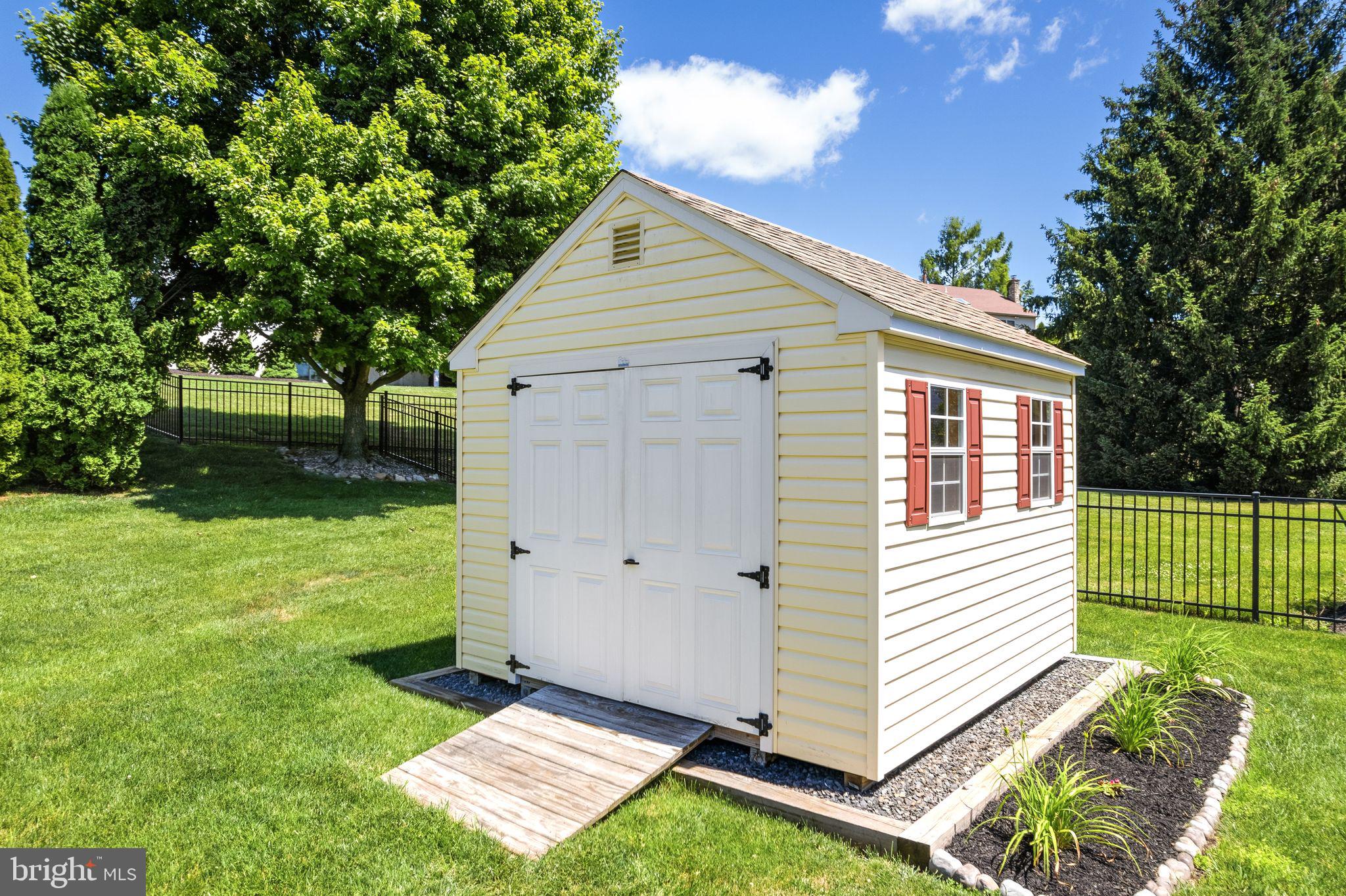 1415 Ridgewood Lane Newtown, PA 18940 - Photo 4 of 47