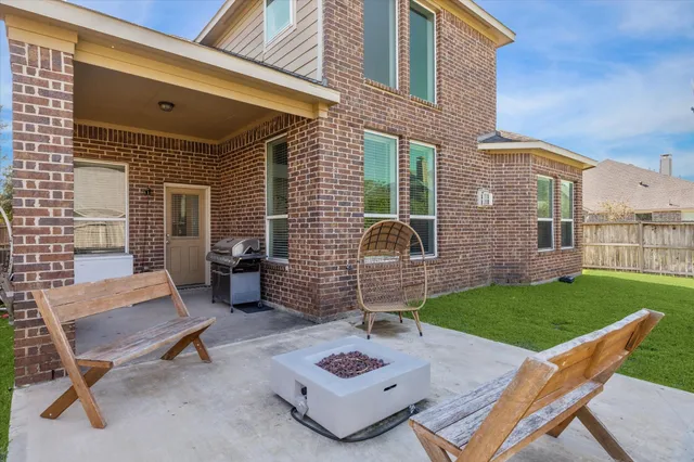 $2,950 | 29030 Erica Lee Court, Katy, TX 77494