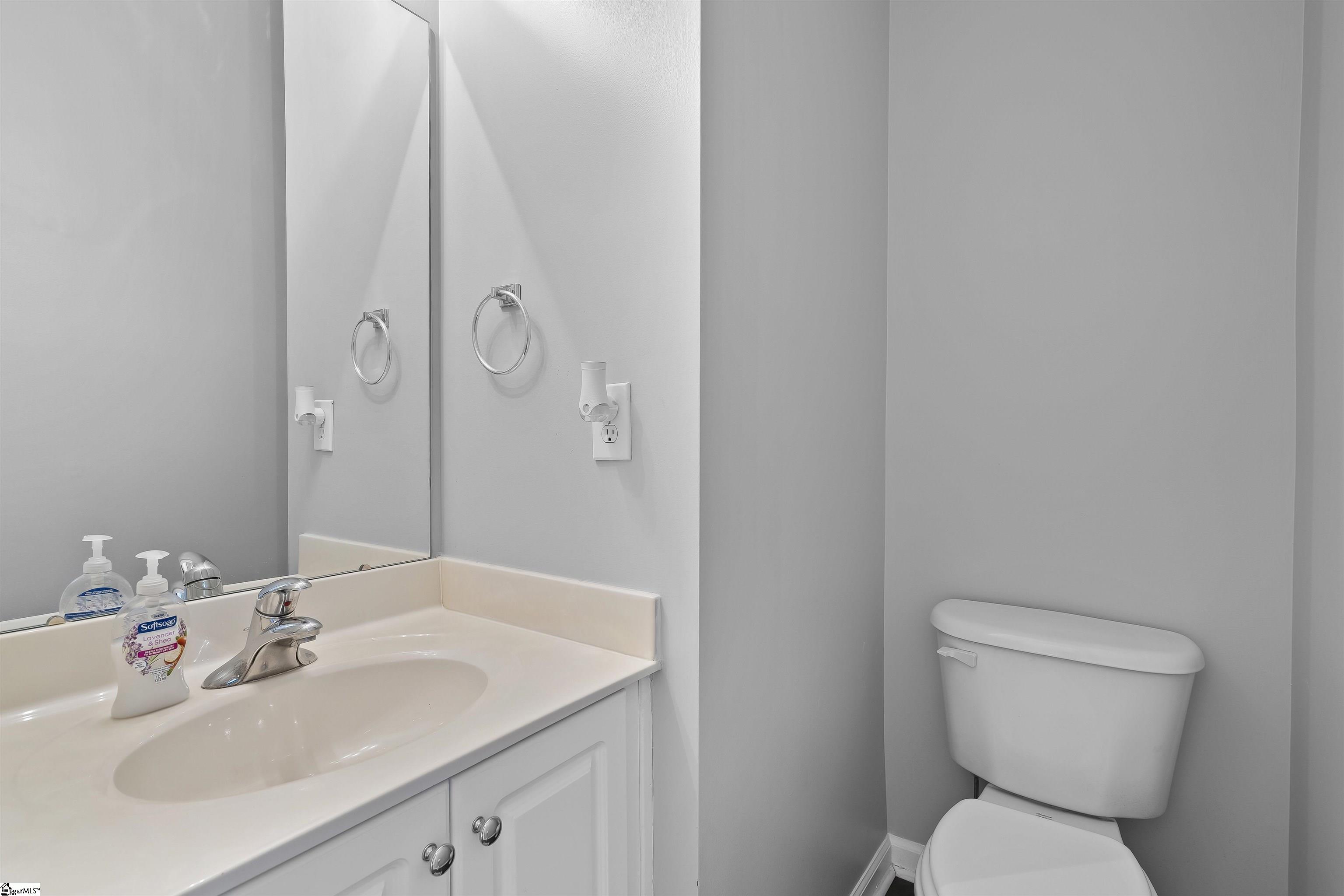 108 Summer Hill Road Simpsonville, SC 29681 - Photo 23 of 33 Gallery Image 23