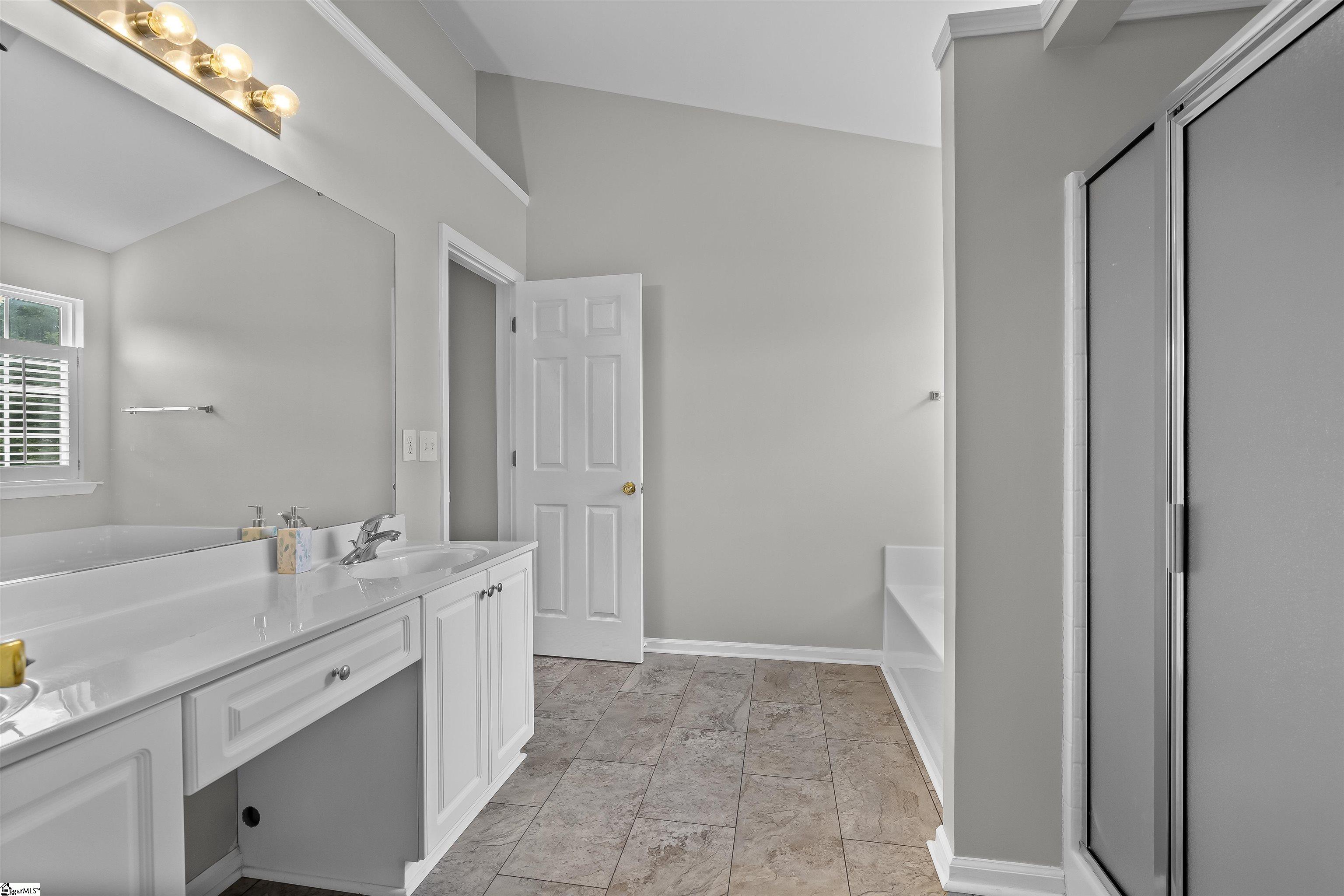 108 Summer Hill Road Simpsonville, SC 29681 - Photo 26 of 33 Gallery Image 26
