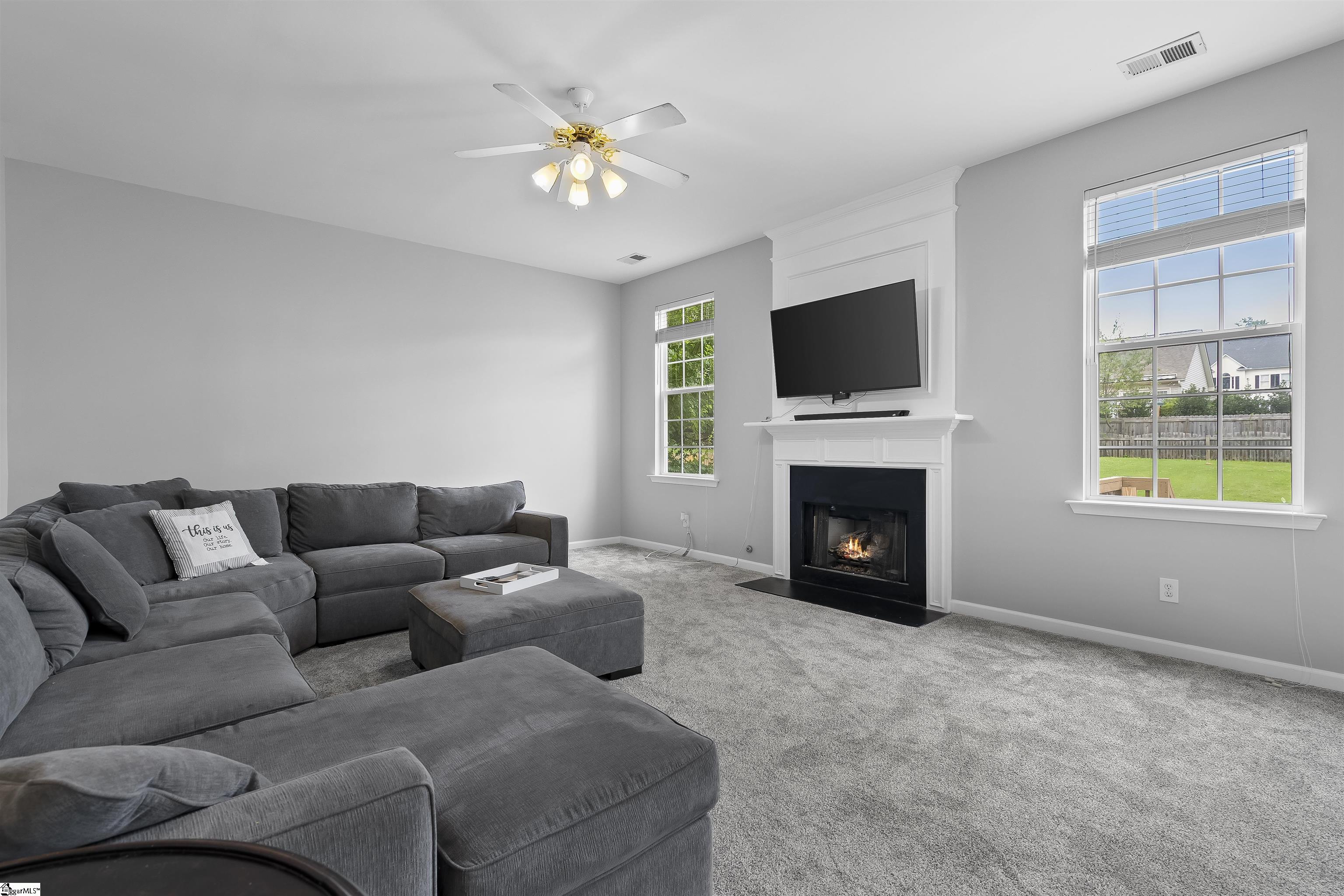 108 Summer Hill Road Simpsonville, SC 29681 - Photo 4 of 33 Gallery Image 4
