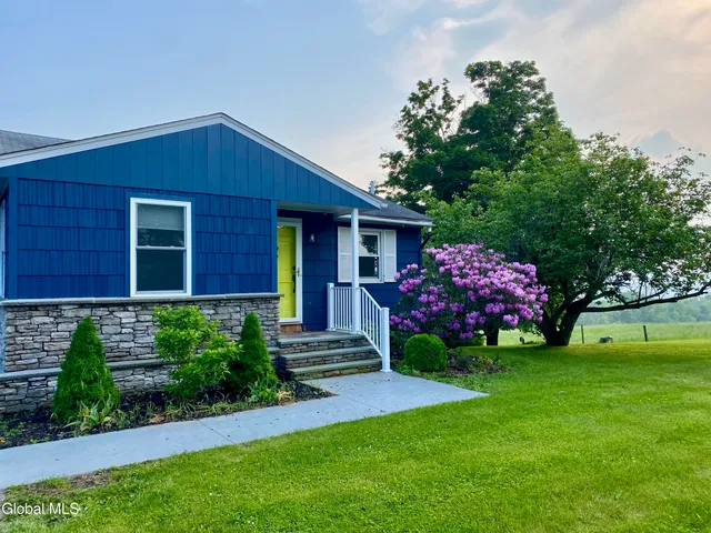 $299,000 | 228 Brower Road, Palatine Bridge, NY 13428