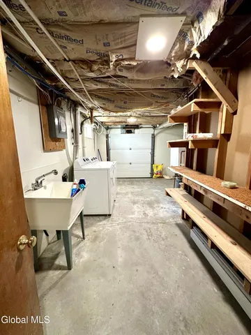 $299,000 | 228 Brower Road, Palatine Bridge, NY 13428