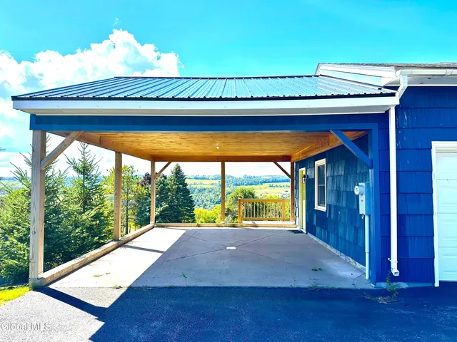 $299,000 | 228 Brower Road, Palatine Bridge, NY 13428