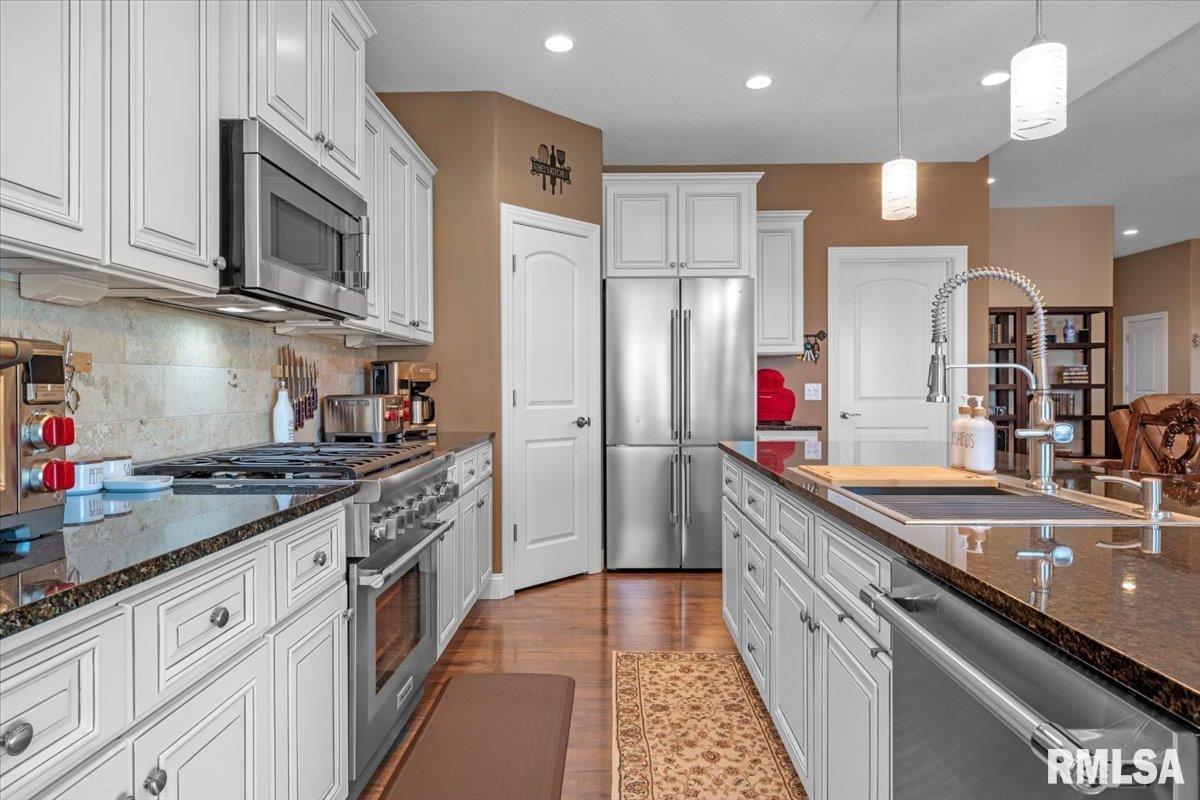 5532 Legacy Lane Springfield, IL 62711 - Photo 12 of 49 Gallery Image 12