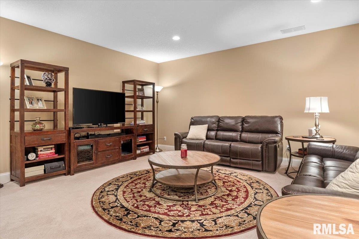 5532 Legacy Lane Springfield, IL 62711 - Photo 35 of 49 Gallery Image 35
