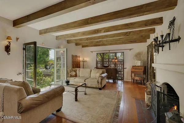 $2,350,000 | 1234 North Everett Street, Glendale, CA 91207