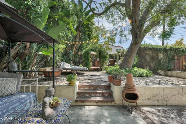 $2,350,000 | 1234 North Everett Street, Glendale, CA 91207