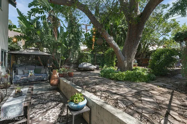 $2,350,000 | 1234 North Everett Street, Glendale, CA 91207