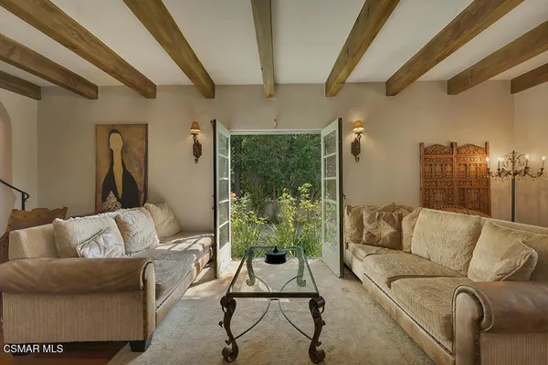 $2,350,000 | 1234 North Everett Street, Glendale, CA 91207
