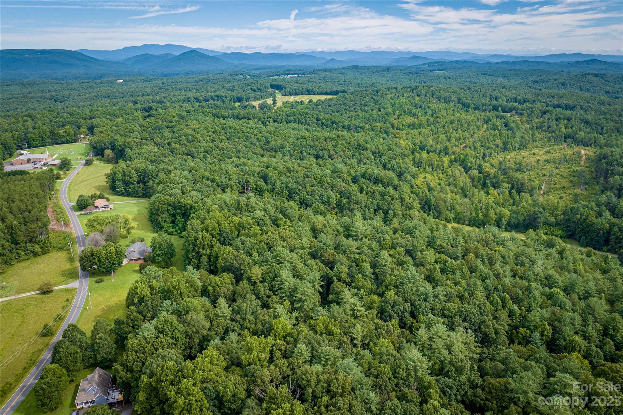 3740 Pax Hill Road Morganton, NC 28655 - Photo 5 of 29 Gallery Image 5
