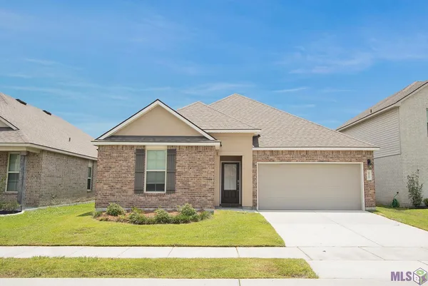 $2,200 | 4719 Mendocino Way, St. George, LA 70817