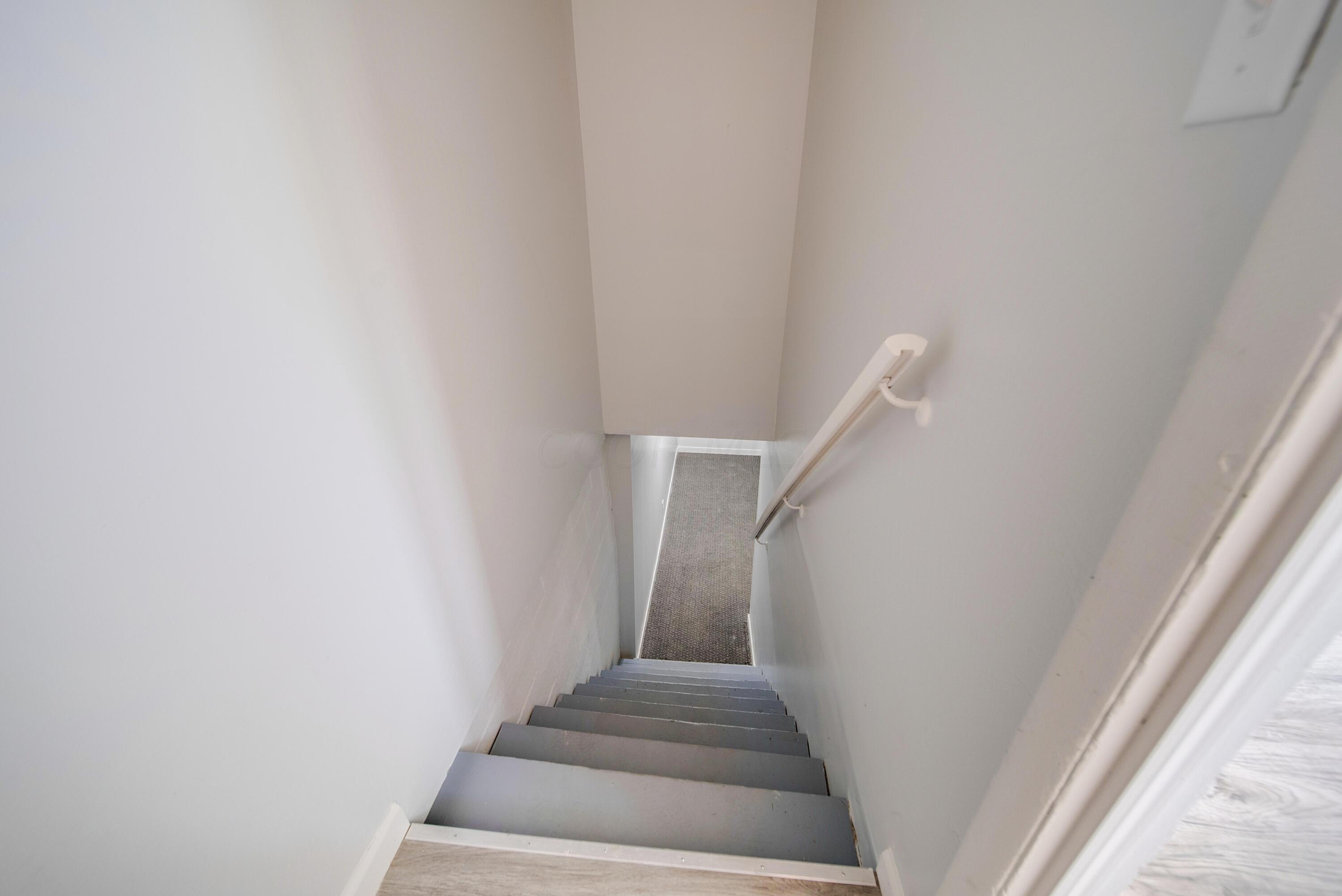 1842 Stetson Road Columbus, OH 43232 - Photo 23 of 33 32-print-DSC09265_6_7