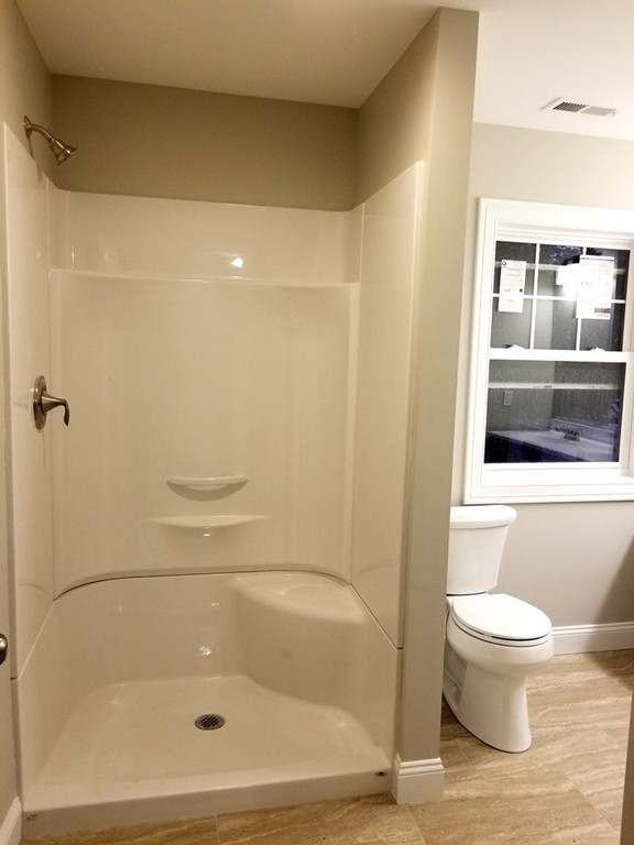 15 Labelle Street West Springfield, MA 01089 - Photo 18 of 30 Gallery Image 18