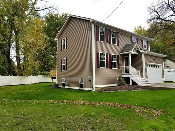 15 Labelle Street West Springfield, MA 01089 - Photo 3 of 30 Gallery Image 3
