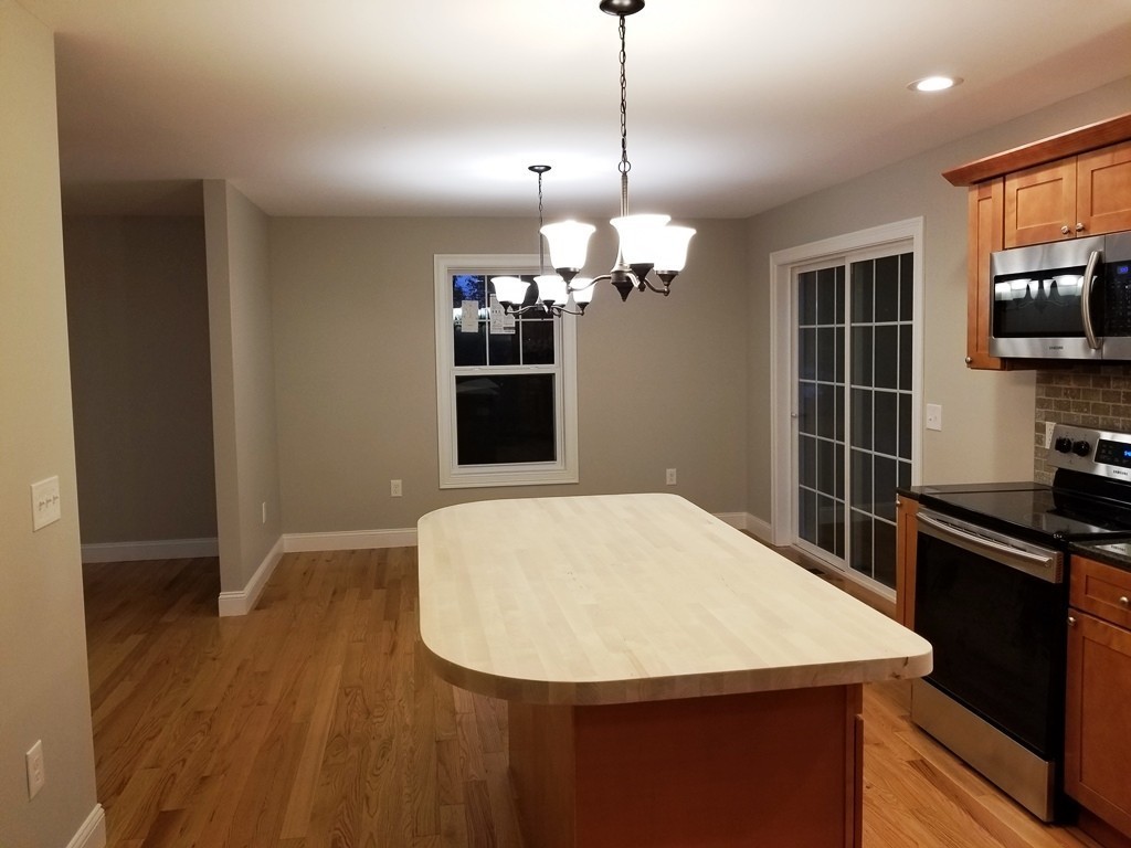 15 Labelle Street West Springfield, MA 01089 - Photo 7 of 30 Gallery Image 7