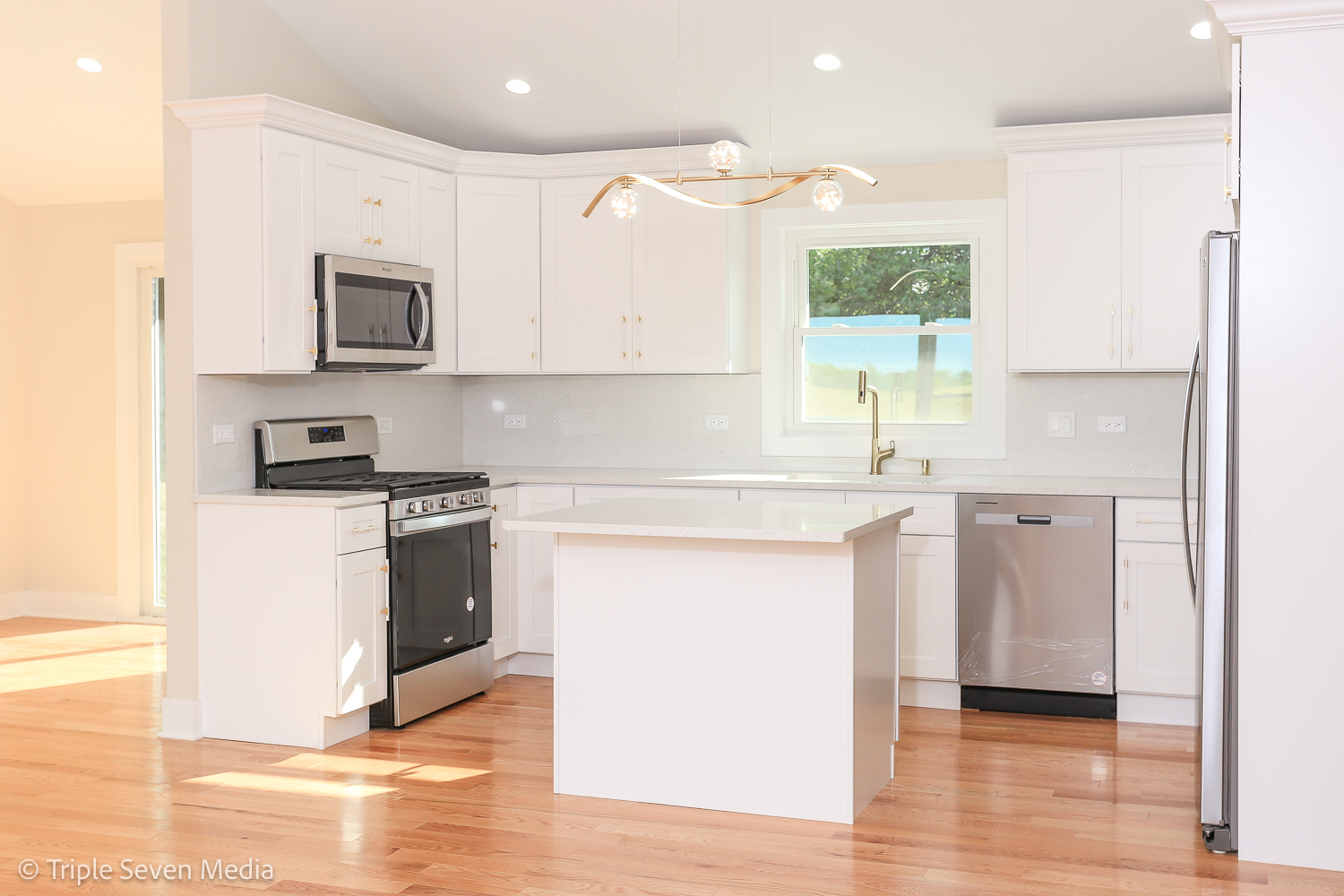 1432 North Cedar Road New Lenox, IL 60451 - Photo 15 of 39 Gallery Image 15