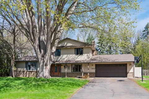 $520,000 | 3970 Yorktown Lane North, Plymouth, MN 55441