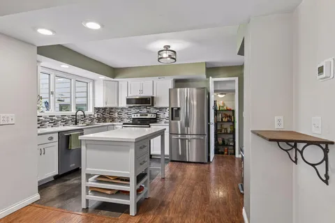 $520,000 | 3970 Yorktown Lane North, Plymouth, MN 55441