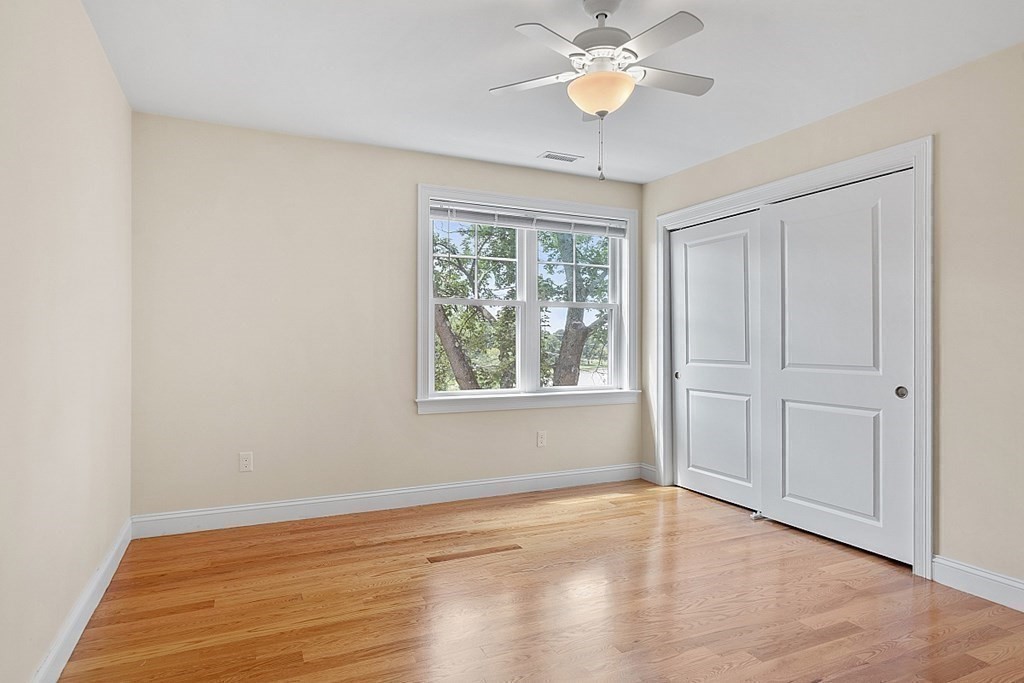 24 Church Street, Unit 1 Wakefield, MA 01880 - Photo 15 of 32