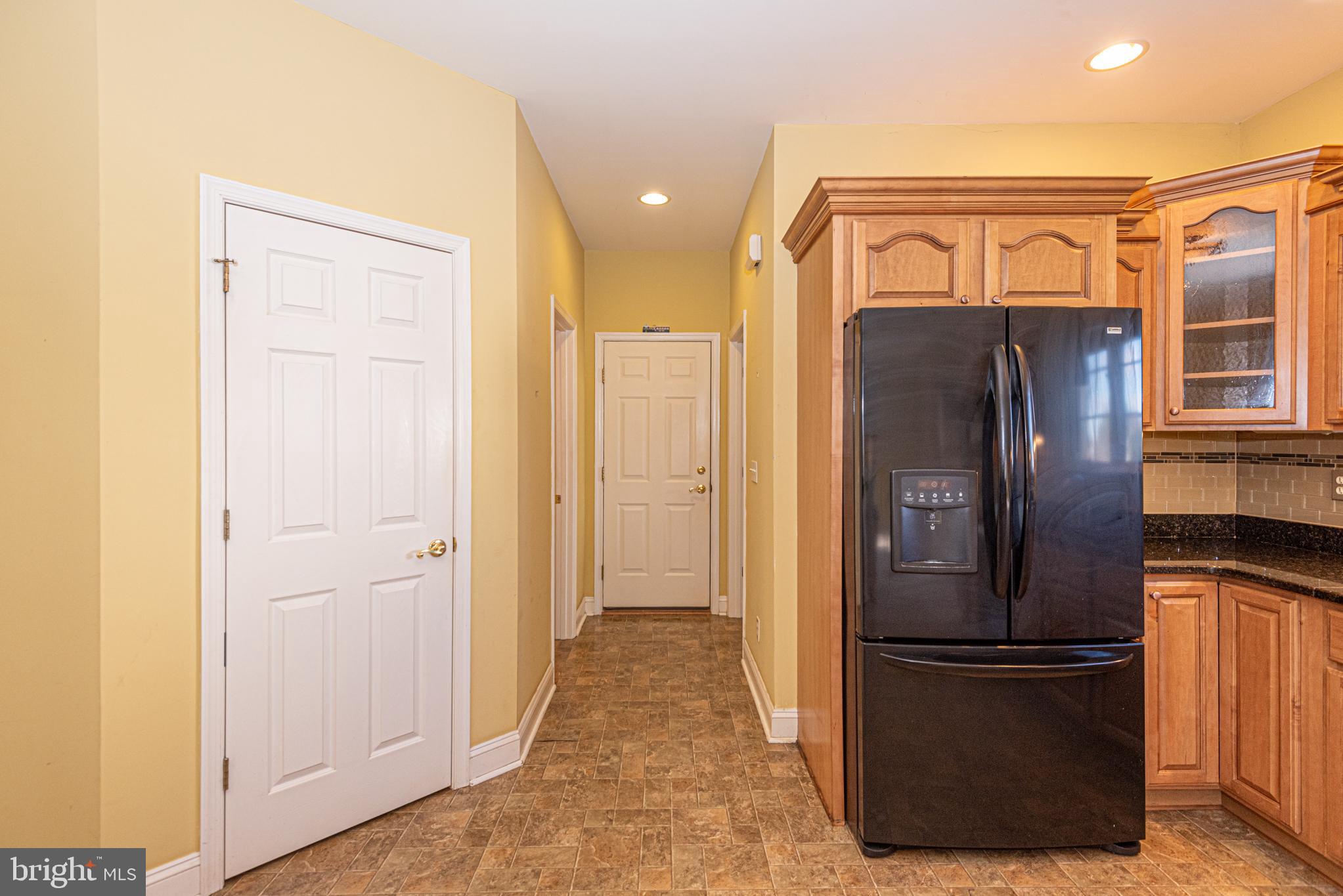 6023 Tarry Town Road Salisbury, MD 21801 - Photo 17 of 61 Inviting kitchen with warm, neutral tones.