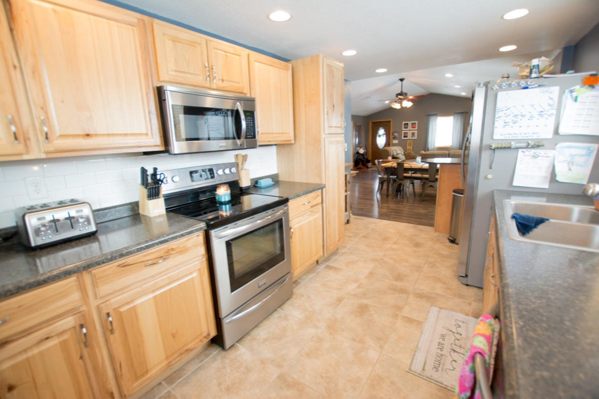 201 South Ray Quincy Road Quincy, MI 49082 - Photo 16 of 40 Quincy, MI-8