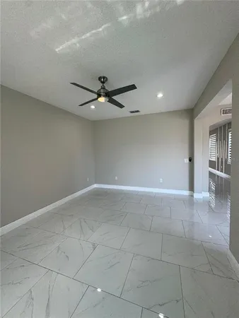 $2,695 | 5300 Pavia Drive, St. Cloud, FL 34771